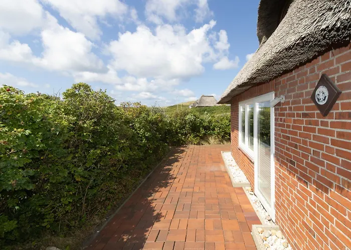 Semesterbostad Reetdachhaus Suederende Hörnum